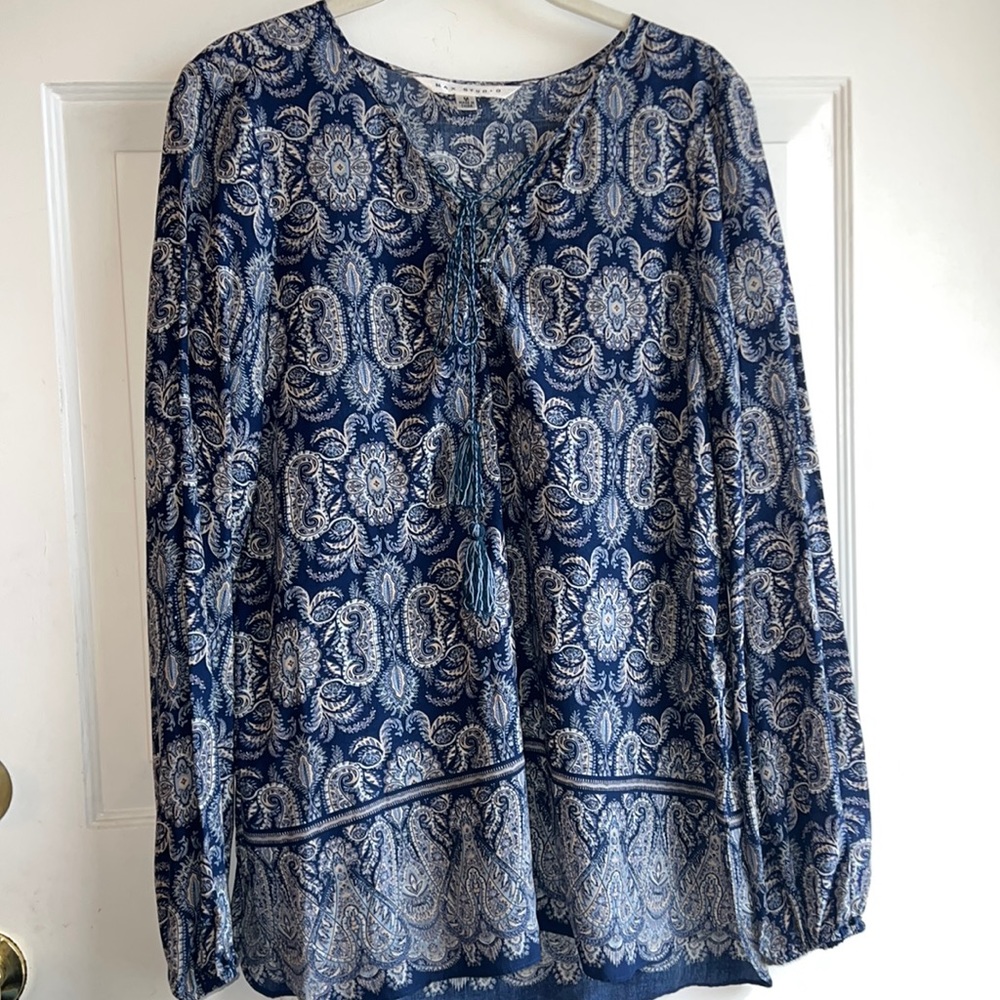 Max stidio blue cream paisley print long sleeve lightweight thin shirt